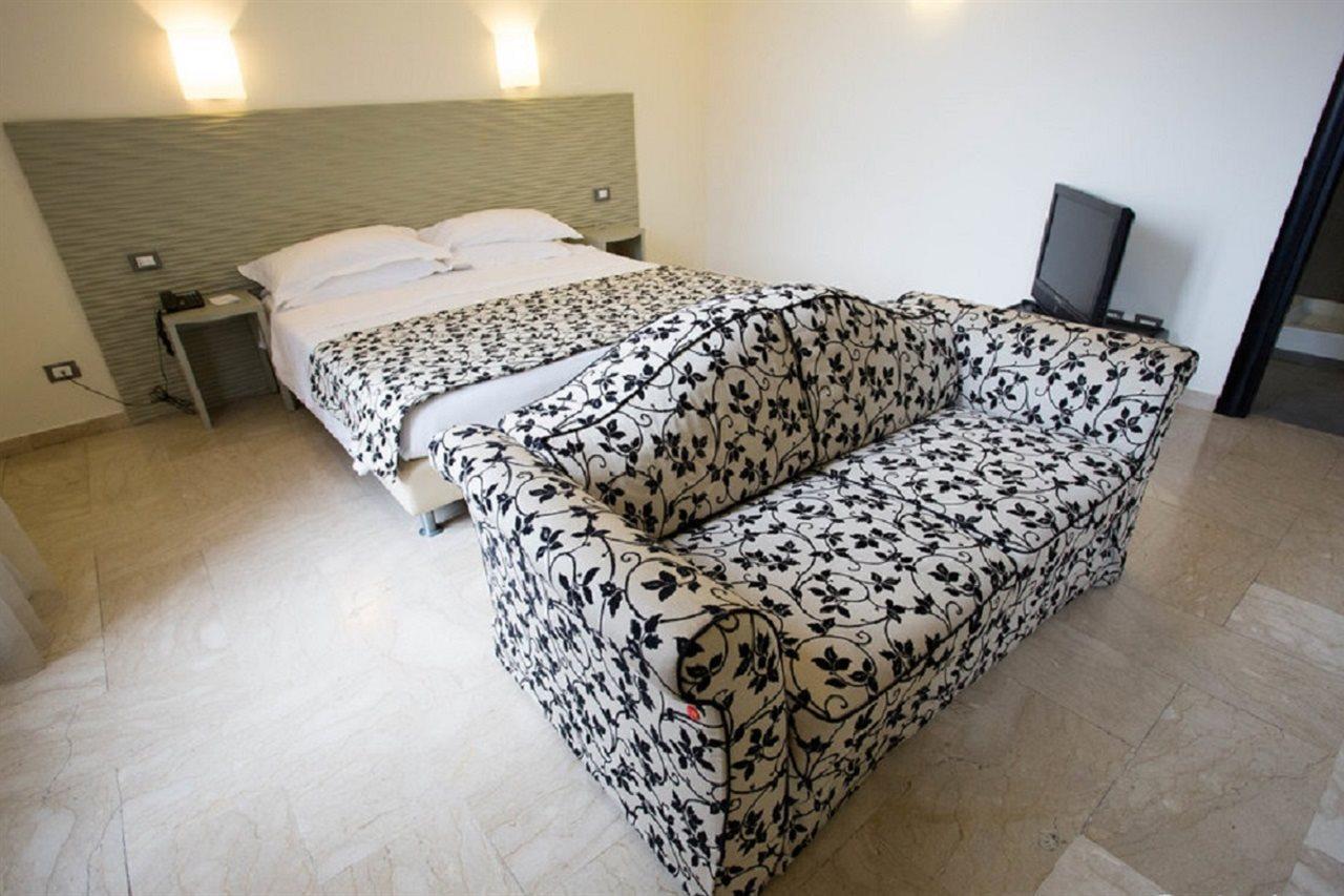 Hotel Garibaldi Palermo Luaran gambar
